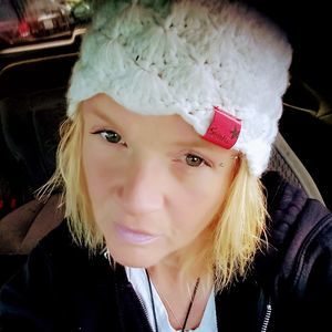 Meet your Posher, Ellen